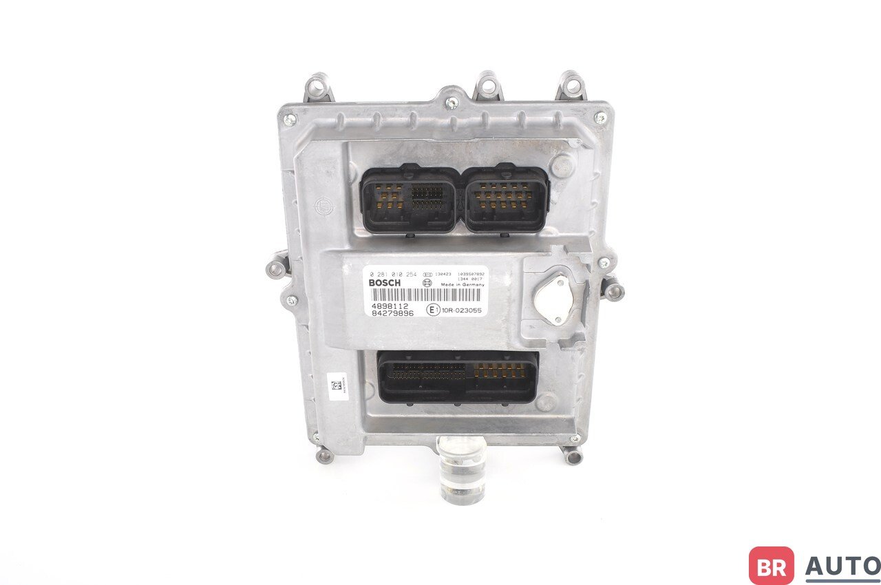 Calculateur moteur (ECU) Toyota Avensis T27 2.0 D-4D — Réf 896610F010